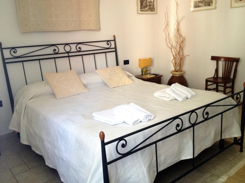 B&B Cheap Holidays Sorso Rum bild